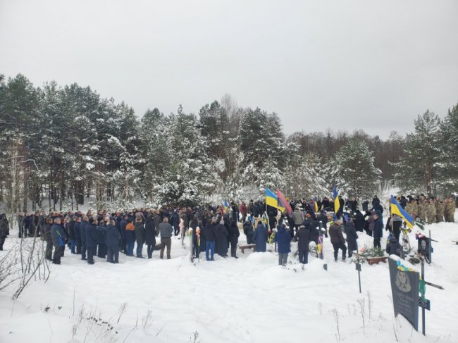 На Волині попрощалися з полеглим спецпризначенцем Іваном Деркачем