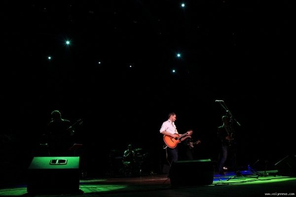 Фото концерту Арсена Мірзояна в Луцьку