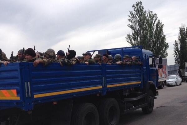 У бою на Донеччині загинуло дві людини, − ЗМІ. ФОТО