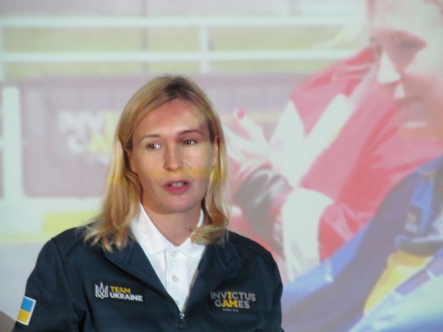 Волинянка розповіла про знайомство із принцом Гаррі. ФОТО