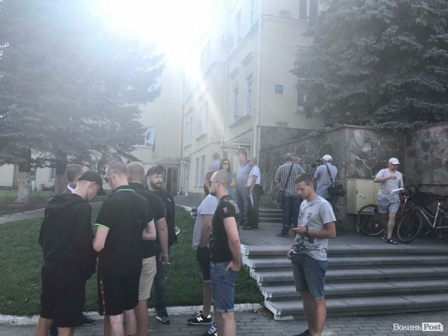 У Луцьку перекрили вулицю. ФОТО. ОНОВЛЕНО