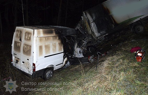 Жахлива аварія на Волині: 2 загиблих, 1 госпіталізований