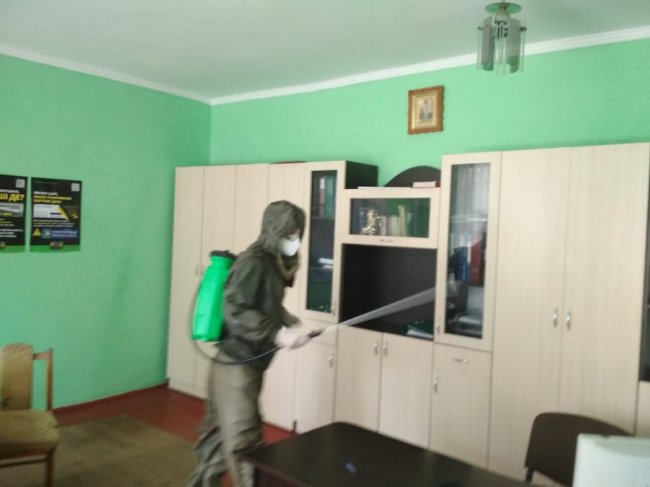 На Волині продовжують дезінфекцію будинків. ФОТО