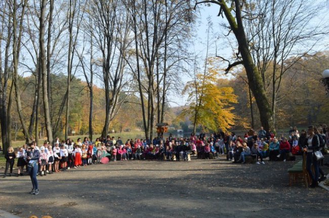 Як на Волині святкували перший день народження Лісівничого молодіжного центру. ФОТО, ВІДЕО