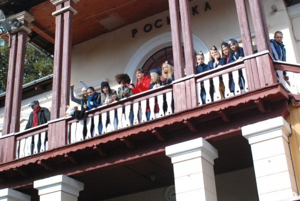 У Луцьку на дитячій залізниці стартував фестиваль театрів. ФОТО