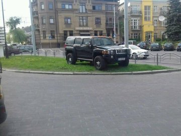 У Луцьку наступного тижня почнуть працювати інспектори з паркування