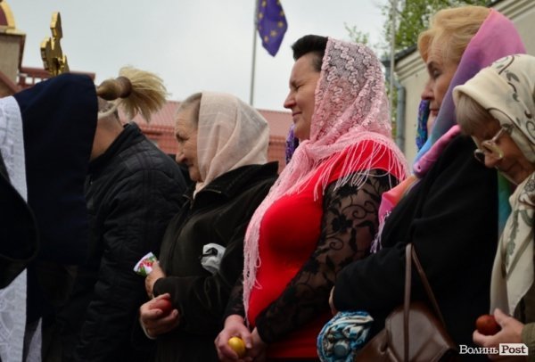 У Луцьку святять паску. ФОТО