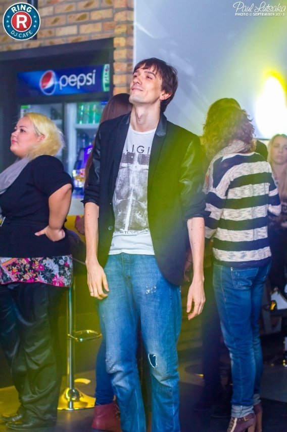 Відомий діджей виступив у луцькому клубі. ФОТО