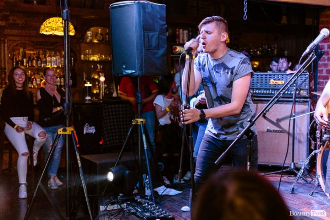 Альтернативний рок: у Луцьку презентували музичну школу