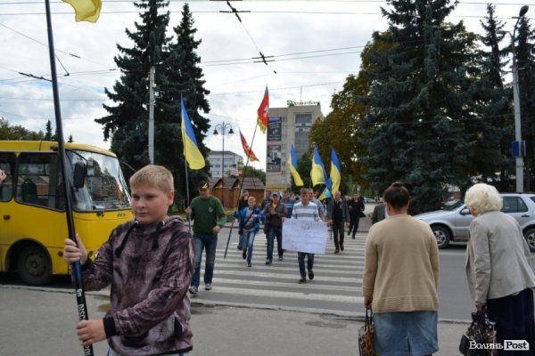 У Луцьку пікетували міліцію через «яєчний замах» на Гунчика
