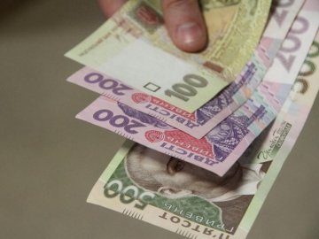 Волинянин «кинув» на гроші жителів двох областей