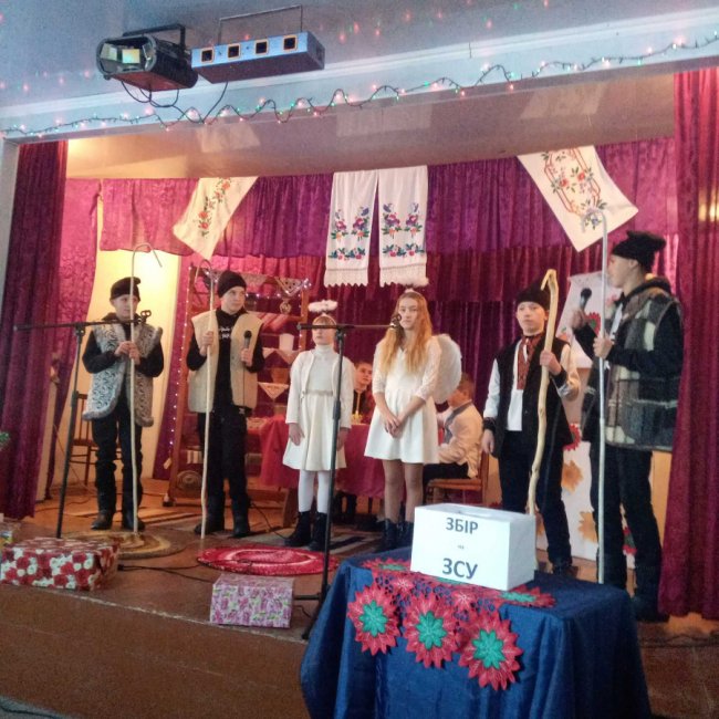 «Аж голоси сіли»: волинські колядники зібрали 700 тисяч для ЗСУ