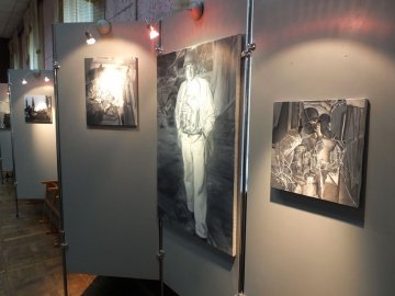 До луцького музею привезуть виставку про «кіборгів»