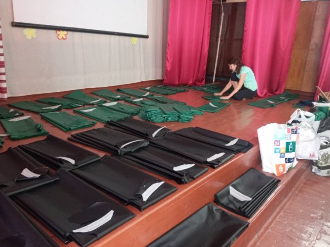 Про «знамениті плащі з Лукова», або Історія волонтерства однієї волинської громади