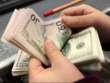 Українці зможуть купувати валюту і метали без обмежень