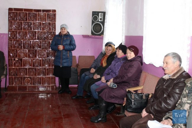 Люди перемогли: вантажівки не руйнуватимуть дорогу у волинському селі