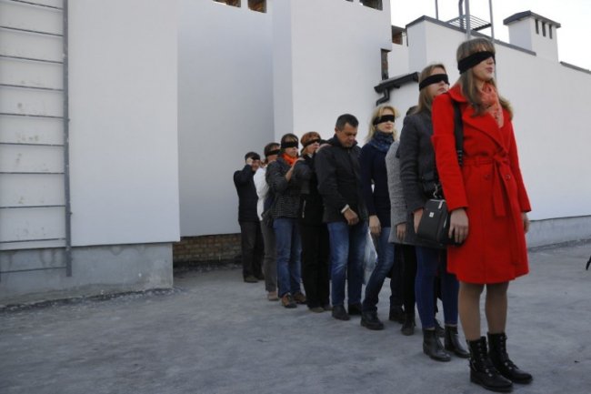 На даху луцької «Супернови» показали виставу-експеримент*