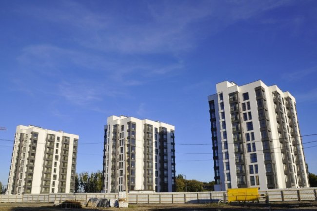 На даху луцької «Супернови» показали виставу-експеримент*