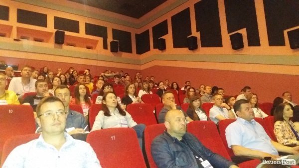 У Луцьку розпочався форум з ефективних продажів в Інтернеті. ФОТО