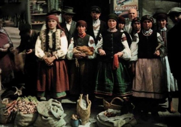 Україна у ретрофотографіях: міста, архітектура, люди. ФОТО