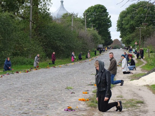 На Волині попрощалися з Героєм Артуром Новосадом. ФОТО