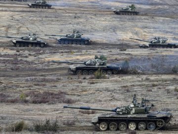 Путін доручив ввести російські війська в ОРДЛО