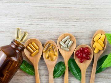 Чому не можна зловживати вітамінами і чим це може загрожувати