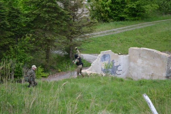 Не наша війна, - страйкбол під Луцьком. ФОТО