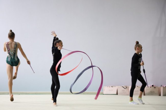 У Луцьку стартував чемпіонат міста з художньої гімнастики. ФОТО