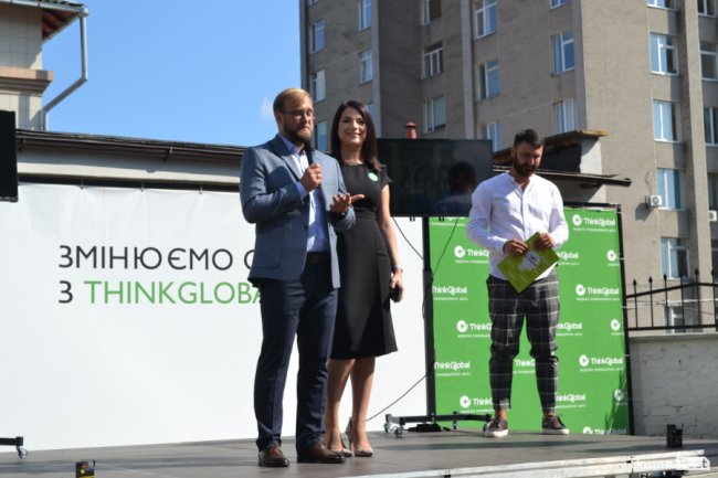 Без «домашки», канцелярії і форми: у Луцьку відкрили інноваційну школу ThinkGlobal*