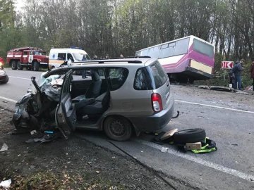 Рейсовий автобус потрапив в аварію на Львівщині: 7 постраждалих