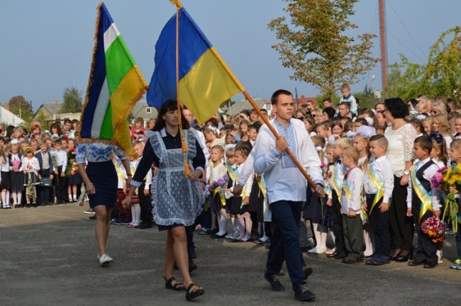 Перший дзвоник у Ковелі. ФОТО