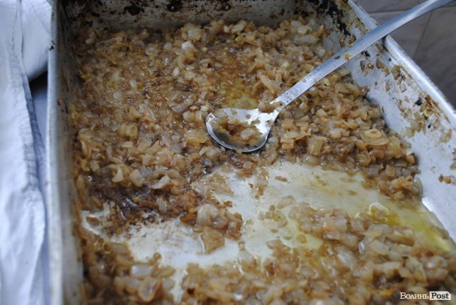 Як у селі під Луцьком ліпили вареники на Схід