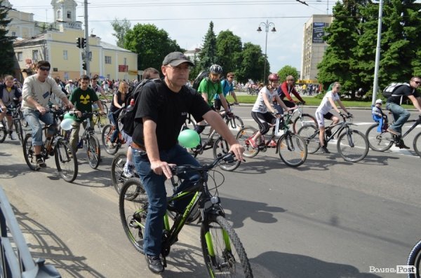 Велодень у Луцьку зібрав більше тисячі людей. ФОТО 