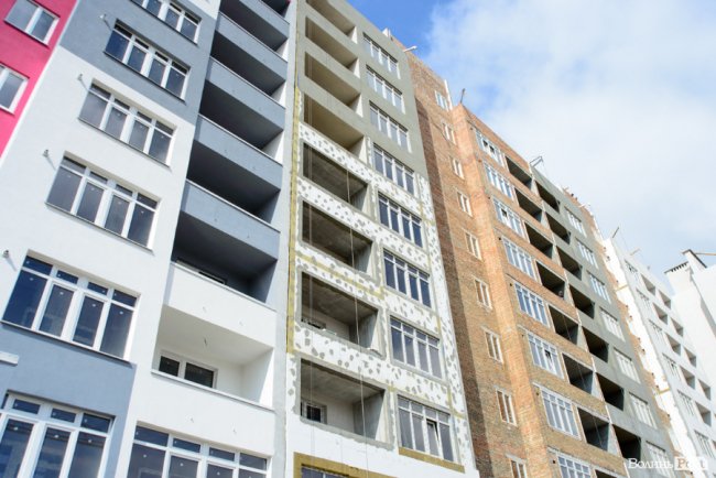 «Карамельні» квартири у яскравих багатоповерхівках: ЖК «Caramel Residence» продовжує зводити житло мрії. ФОТО*