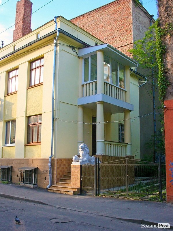 Місто, яке я люблю. Луцькі балкони