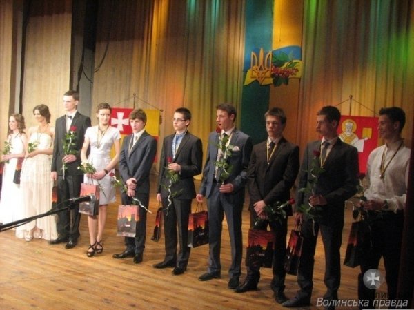 Назвали луцьку школу, де найбільше медалістів. ФОТО