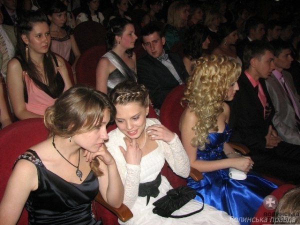 Назвали луцьку школу, де найбільше медалістів. ФОТО