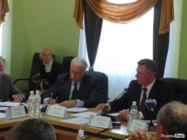 Романюка попросили «розібратися» з директором «Луцьктепла». ФОТО