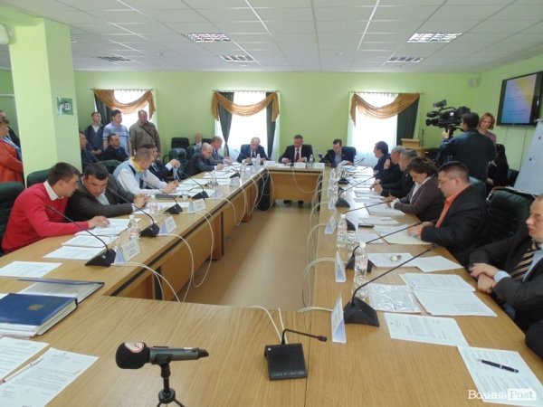 Романюка попросили «розібратися» з директором «Луцьктепла». ФОТО