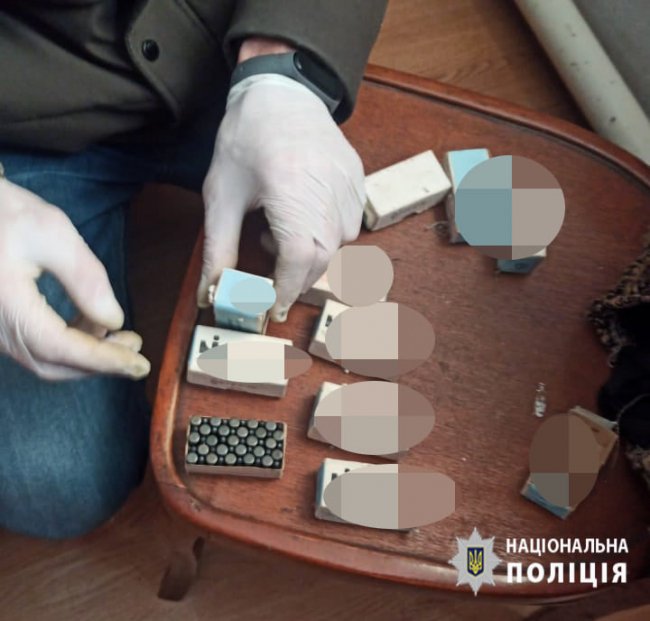 У Нововолинську поліцейські проводять масштабні обшуки. ФОТО