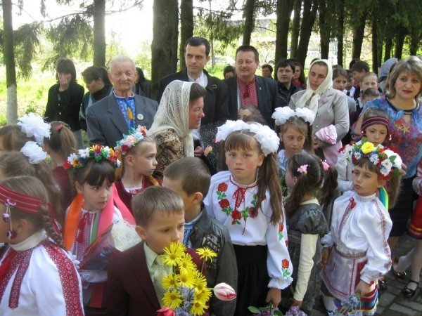 У Піддубцях поблизу Луцька 9 травня освятили пам’ятник воїнам УПА