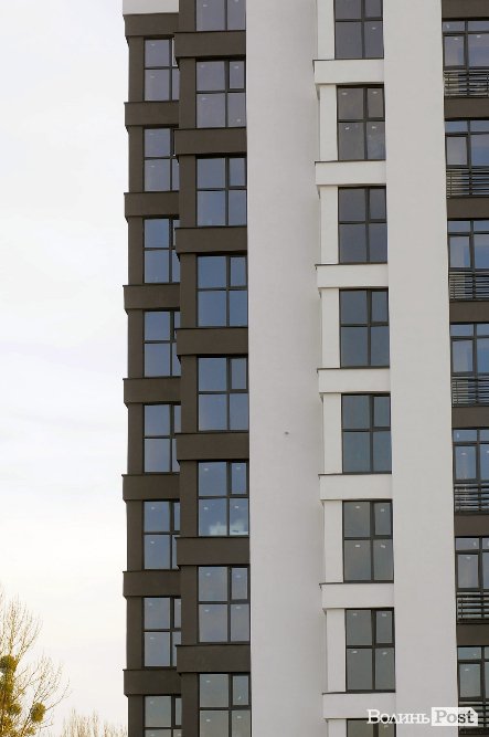 Як «росте» луцька «Супернова». ФОТО. ВІДЕО