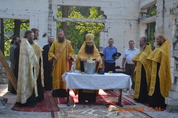 На Волині заклали першу цеглину «міліцейського» храму. ФОТО