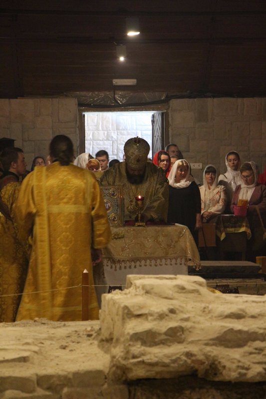 У храмі в Луцькому замку відновлять регулярні служби