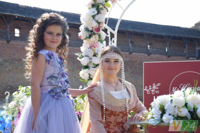 «Волинська княжна»: кому дістався титул та корона. ФОТО