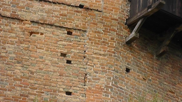 Луцький замок не ремонтують: чекають грошей. ФОТО. ВІДЕО