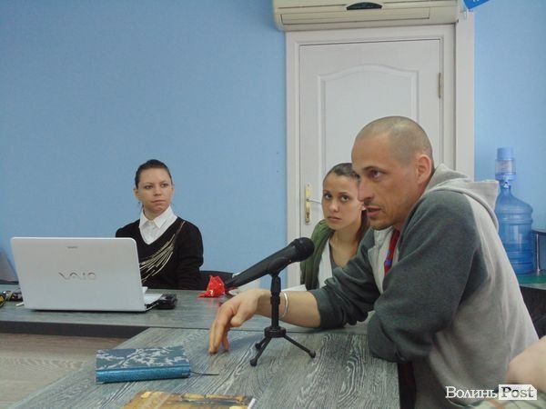 У Луцьку дискутували про «гідність» Волині та «безвихідь» Донбасу. ФОТО