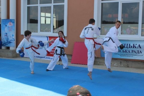 Волиняни розважались на сімейному фестивалі «Острів дитинства». ФОТО 