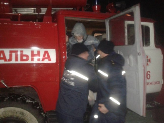 З мішком картоплі на спині у лютий мороз: на Волині від смерті врятували дідуся